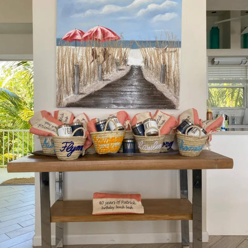 Chic Personalized Straw Bags: Elevate Special Moments!